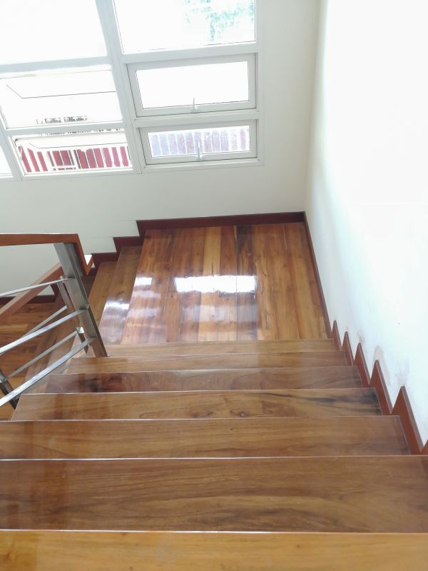 Wood Stairs Service